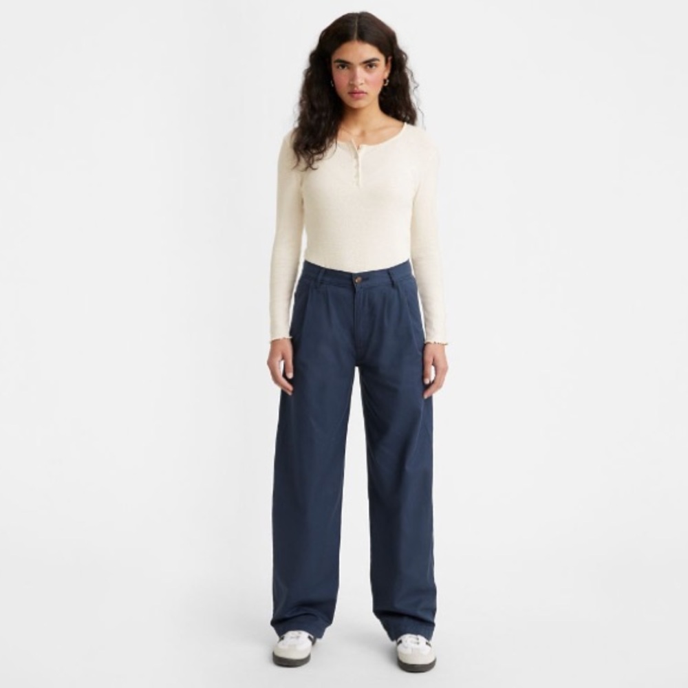 Levi’s High Rise Pleated Baggy Trouser Pant